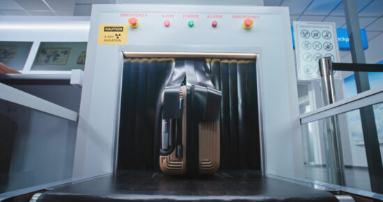 Travelling with kratom in a luggage